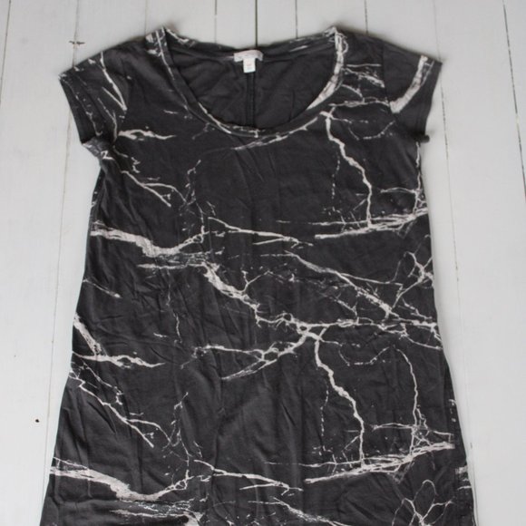 Grey Patterned Short Sleeve T-Shirt Dress - Picture 3 of 7